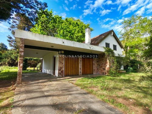 Casa De 3 Dormitorios En Solanas, Punta Del Este