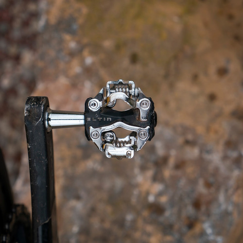 Imagen 2 de 4 de Pedales De Bicicleta Mtb Eltin Automáticos Compatibles Spd