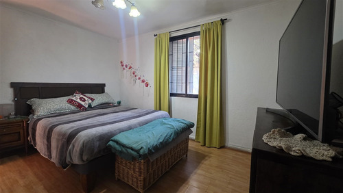 Casa En Venta De 3 Dorm. En Macul