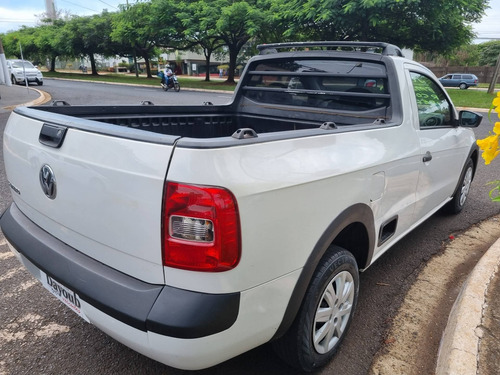 Imagem 4 de 8 de Volkswagen Saveiro 1.6 Mi Cs 8v Flex 2p Manual G.v