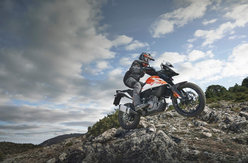 Imagen 3 de 20 de Ktm Adventure 250 2023 0km No Versys Tenere Tornado Usd Sim