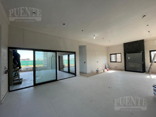 Imagen 6 de 13 de Casa - Barrio San Felipe - Ezeiza - Canning