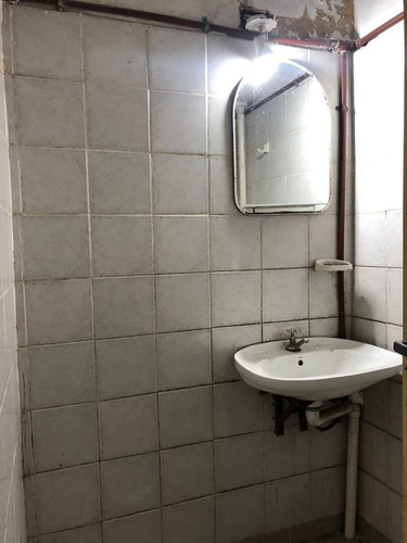 Imagen 16 de 25 de Local En Venta En Lomas De Zamora, G.b.a. Zona Sur, Argentina