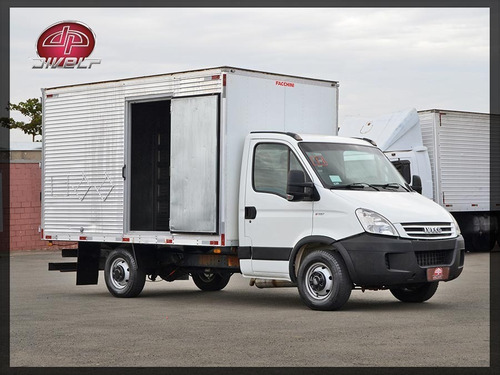 Imagem 13 de 13 de Iveco Daily 35s14 Baú Para Carga Seca Usado