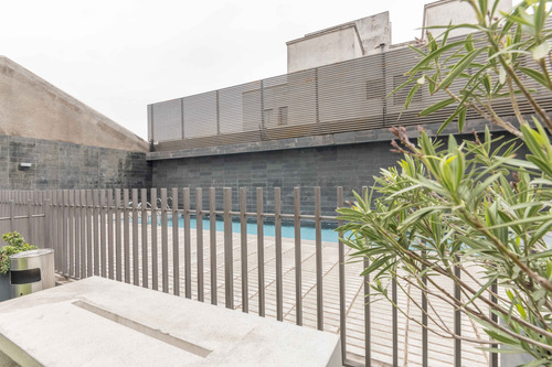 Edificio Av. Recoleta (1 Est. 1 Bod.) Vista Nororiente Piso