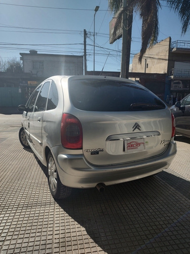 Imagen 10 de 18 de Citroën Xsara Picasso 2006 2.0 16v