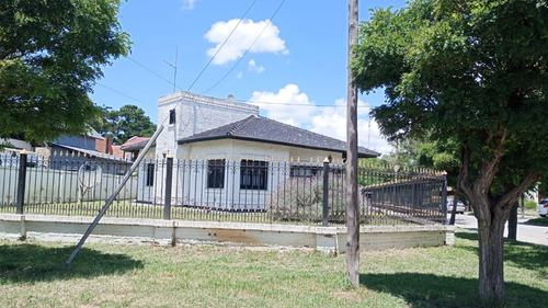 Hermosa Casa En Mar De Ajó (barrio San Rafael)