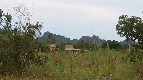 Chácara Auto-sustentável Com Vista Para A Serra Dos Pireneus