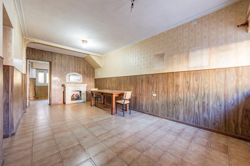 Imagen 2 de 13 de Venta - Casa 2 Dormitorios - Patio - Echesortu, Rosario.