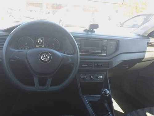 Imagem 4 de 10 de Volkswagen Polo 1.0 Mpi Total Flex Manual