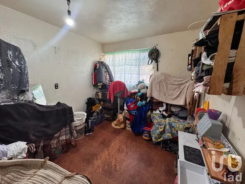 Venta Casa 5 Ambientes Metropolitana Tercera Sección