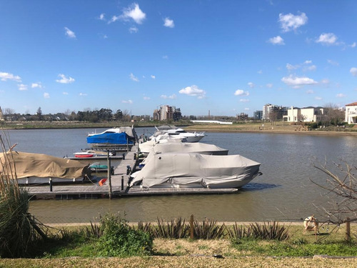 Imagen 24 de 29 de Espectacular Pb Con Terraza Y Jardín En Marinas Del Yacht .