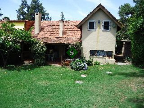 Alquiler Y Venta De Casa En La Mansa, 2 Dormitorios, 2 Baños, Cerca Del Mar- Ref: 44163