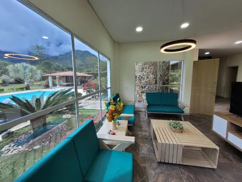 Finca En Venta En Vereda Farallones. Cod V15256