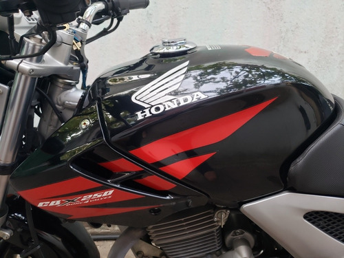 Imagen 3 de 13 de Honda Cbx Twister 250cc