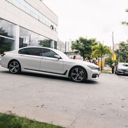 BMW 750LI 4.4 M SPORT V8 32V GASOLINA 4P AUTOMÁTICO