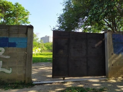 Imagen 5 de 12 de Guillermo Acevedo Vende Terreno En Ciudad Balneario Higuerote Mls 23-17022