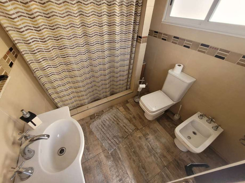 Casa En Venta En Lanus Este