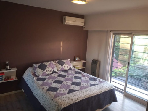 Imagen 6 de 26 de Casa De Estilo Minimalista
