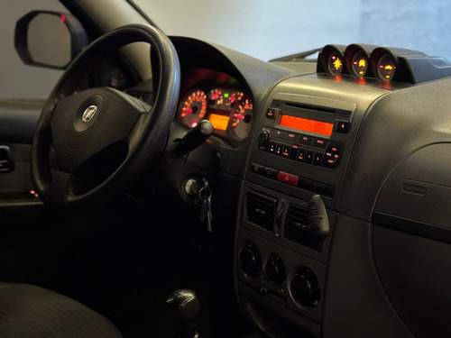 Fiat Strada 1.8 MPI ADVENTURE CE 16V FLEX 2P MANUAL