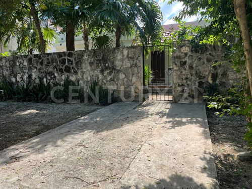 Casa En Venta En Residencial Las Quintas En Cancun
