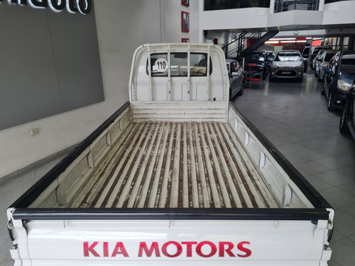 Imagen 8 de 15 de Kia K2500 2017 2.5 Caja
