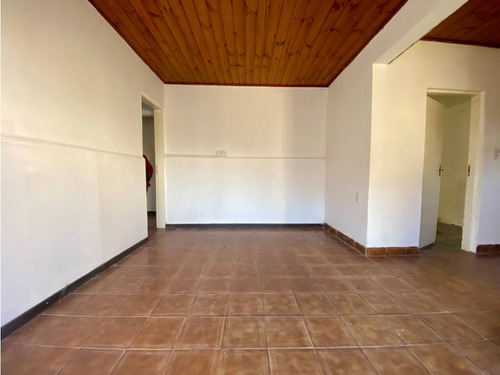 Latorre Prop. Vende Ph 3 Amb. Con Entrada De Auto