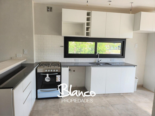 Imagen 10 de 23 de Casa En Alquiler En Santa Elena, Pilar Del Este, G.b.a. Zona Norte