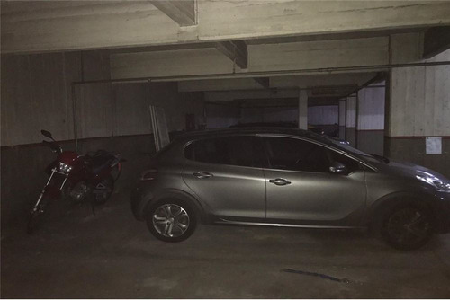 Venta Cochera - Parque Rivadavia