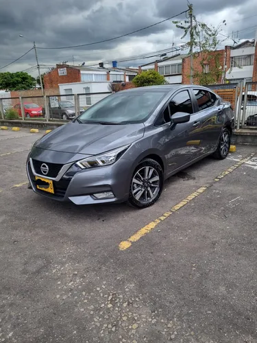 Nissan Versa 1.6 Advance
