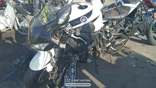 Moto Sucata Para Retirada De Peças / Cbr 1000 Rr Ano 2008 (Usado)