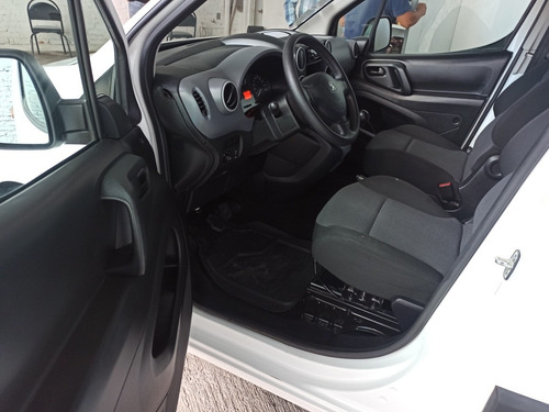 Imagen 4 de 7 de Peugeot Partner 2019 1.6 Hdi Mt