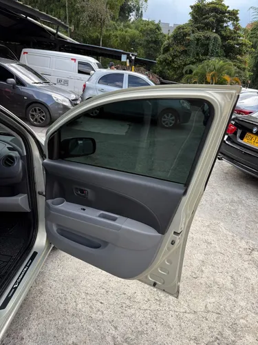 Daihatsu Sirion 1.3l