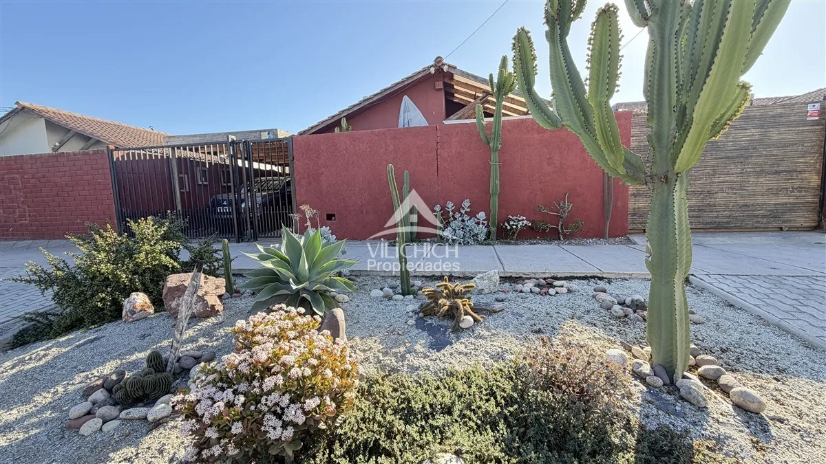Imagen 1 de 29 de Arriendo Casa Comercial Avenida Guillermo Ulriksen La Serena