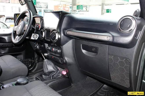 Jeep Wrangler 3.8 Rubicon 4x4 Mt
