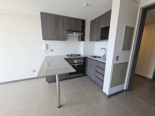 Arriendo Excelente Departamento Nuevo . Edificio Paradise