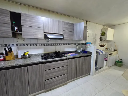 Casa En Venta En Estadio Medellin. Cod V13082
