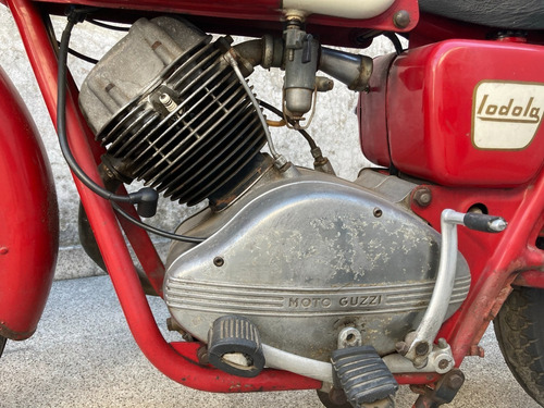 Imagen 8 de 12 de Guzzi Lodola 235