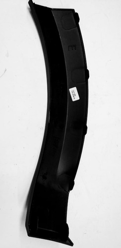 Imagen 2 de 2 de Fender Moldura Paragolpe Delant Saveiro 13/16 Izq Original