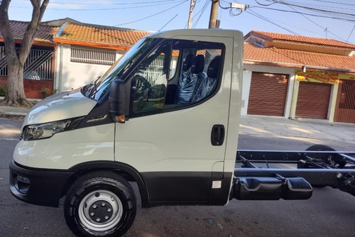 Imagem 4 de 15 de Iveco Daily 35-150 0km