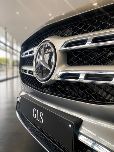 Imagen 3 de 12 de Mercedes Benz Gls 450 4*4 At Cuero 2023 - 0km Gris
