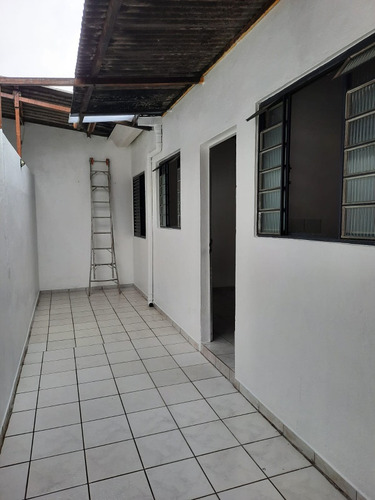Imóvel Com 3 Casas No Terreno
