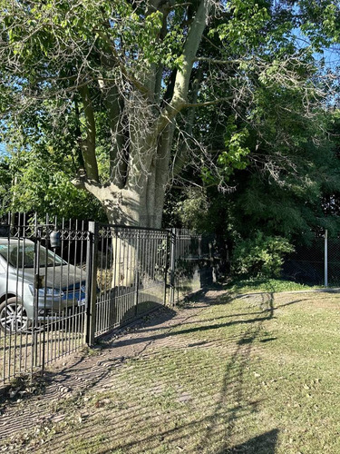 Casa En Venta En Villa Elisa