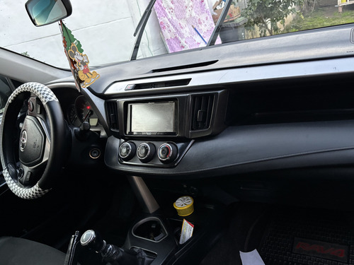 Toyota RAV4 Std 4x2 722cl0