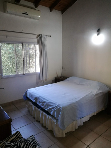 Casa Con Jardin, Pileta, Parrilla A 12 Cdas Estacion Merlo