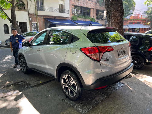 Imagen 9 de 16 de Honda Hr-v 2016 1.8 Lx 2wd Cvt