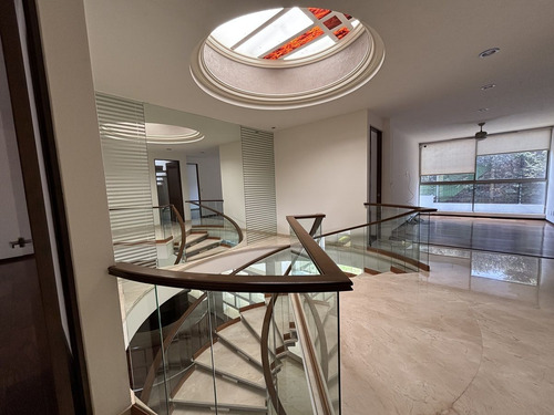 Excelente Casa En Renta Dentro De Jardines En La Montaña, Tlalpan, Cdmx.