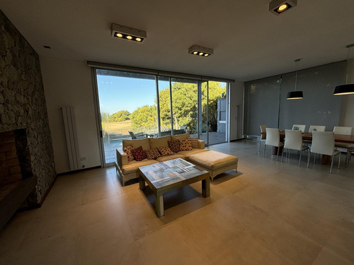 Casa En Venta En Costa Esmeralda - Golf