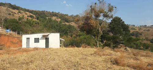 Chácara Em Baependi Sul De Minas, Com 3 Mil Metros Quadrados , Casa Simples, Fim De Linha , Bela Vista . - 995