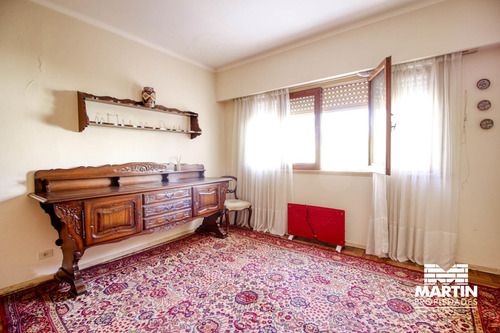 Casa Ph Dpto En Venta En Olivos 4 Ambientes. Apto Multiples Usos. Lote 4.33x27